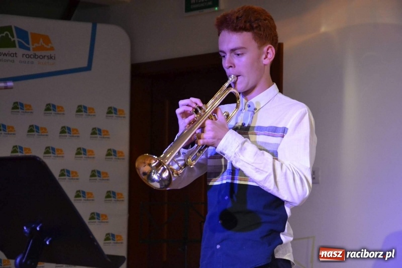 Zdjęcie w galerii na portalu naszraciborz.pl: Koncert Jesienny na Zamku Piastowskim  wiadomości z regionu