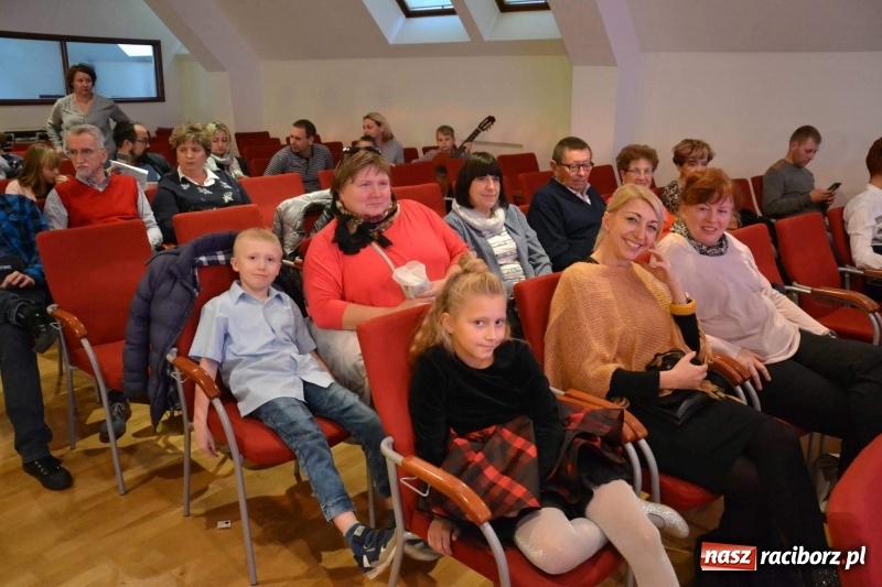 Zdjęcie w galerii na portalu naszraciborz.pl: Koncert Jesienny na Zamku Piastowskim  wiadomości z regionu