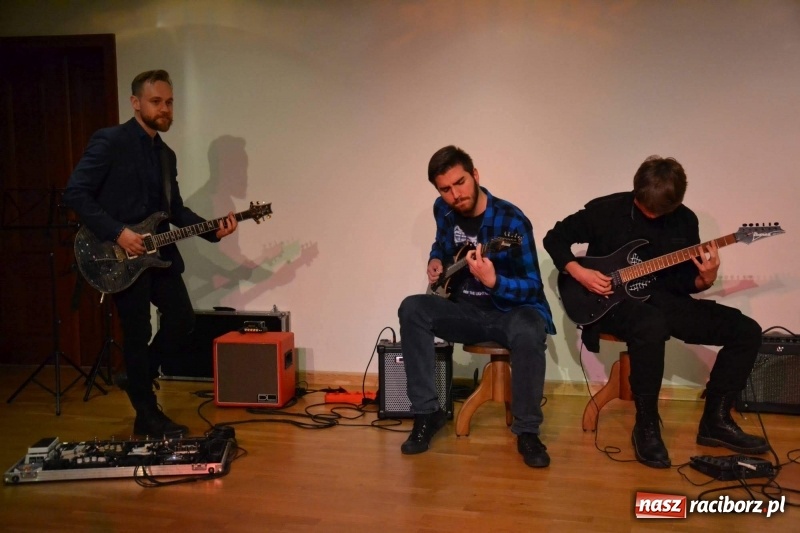 Zdjęcie w galerii na portalu naszraciborz.pl: Koncert Jesienny na Zamku Piastowskim  wiadomości z regionu