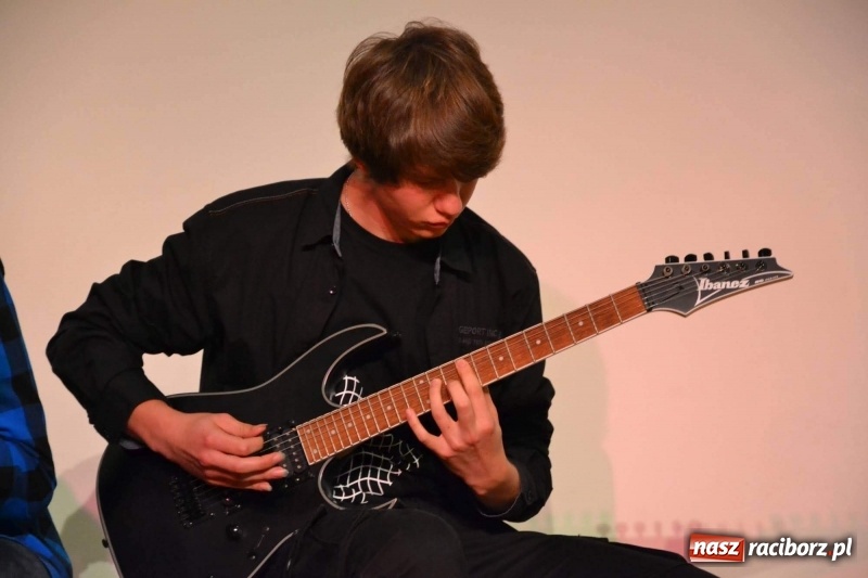 Zdjęcie w galerii na portalu naszraciborz.pl: Koncert Jesienny na Zamku Piastowskim  wiadomości z regionu