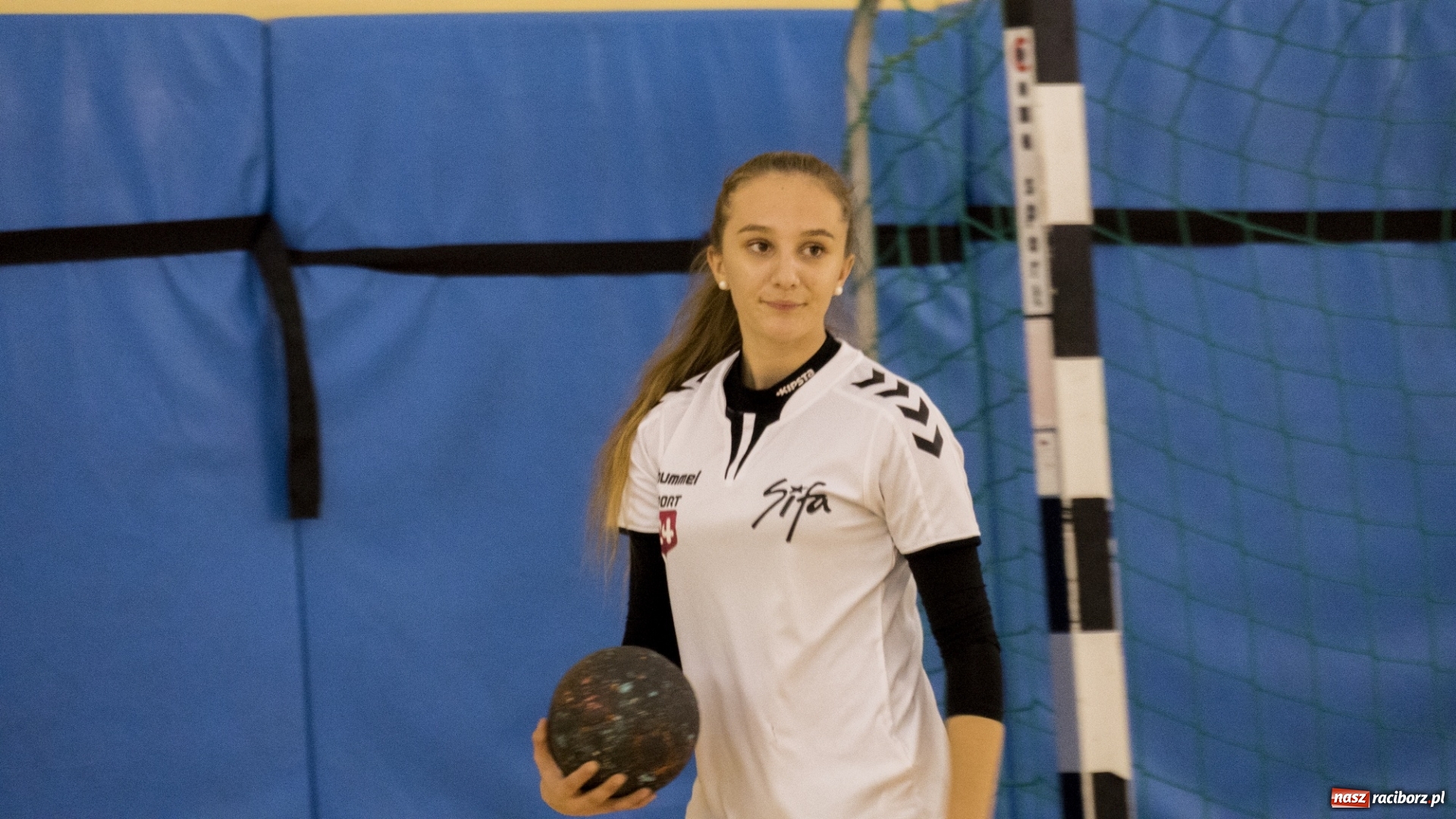 Zdjęcie w galerii na portalu naszraciborz.pl: Ambitne cele szczypiornistek z Pietrowic Wielkich wiadomości z regionu