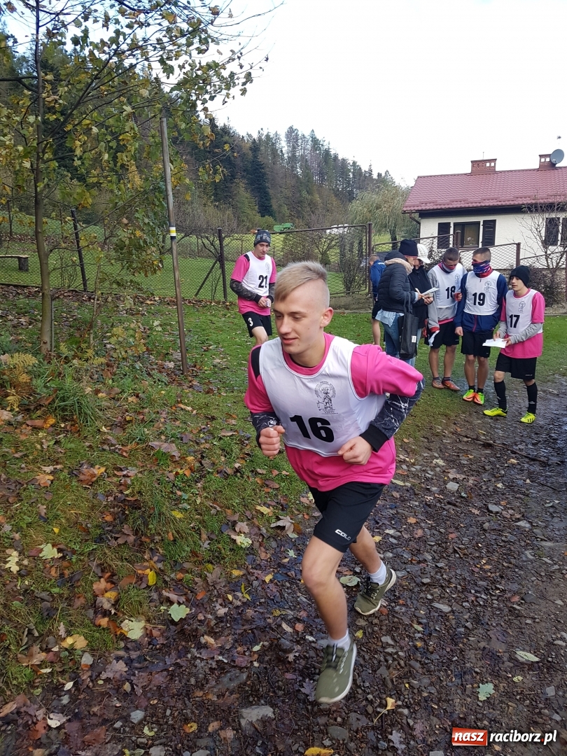 Zdjęcie w galerii na portalu naszraciborz.pl: Wychowankowie MOW w Rudach na X ogólnopolskich mistrzostwach w marszobiegach górskich w Jaworzu wiadomości z regionu