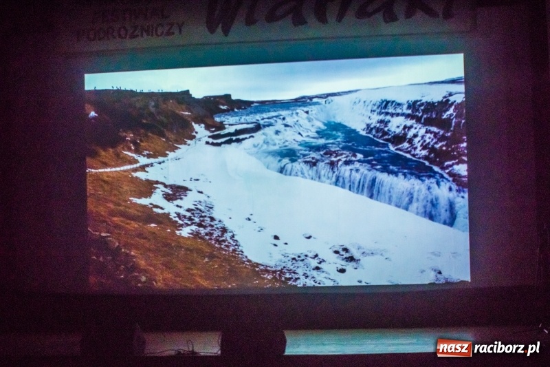 Zdjęcie w galerii na portalu naszraciborz.pl: Uczniowie raciborskich szkół wyruszyli w podróż po świecie. Rozpoczęła się XV edycja Festiwalu Podróżniczego Wiatraki wiadomości z regionu