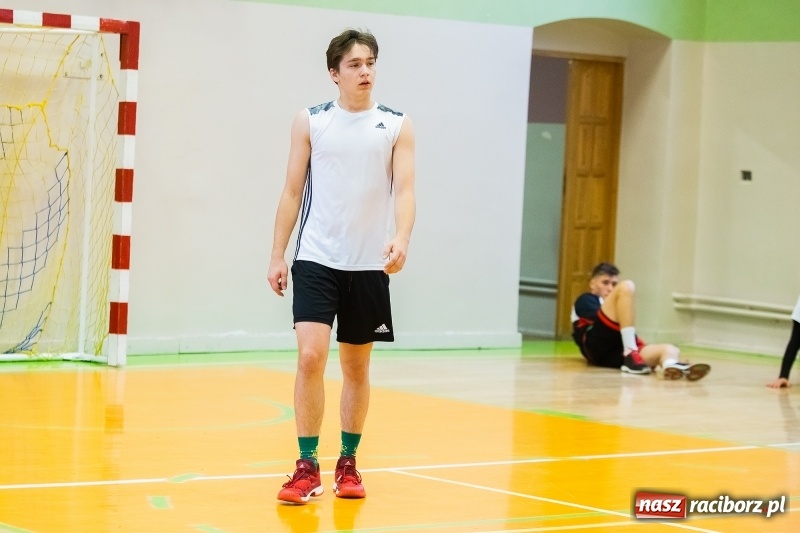 Zdjęcie w galerii na portalu naszraciborz.pl: Siatkarskie zmagania w CKZiU nr 1  wiadomości z regionu