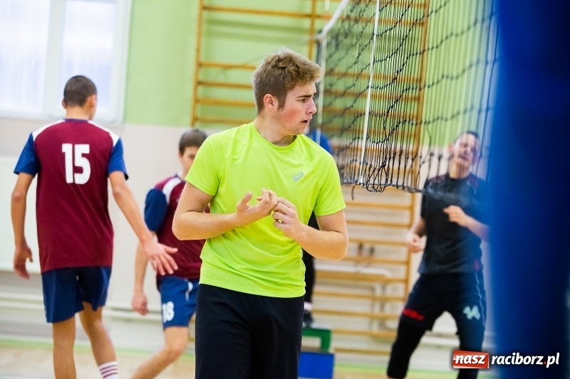 Zdjęcie w galerii na portalu naszraciborz.pl: Siatkarskie zmagania w CKZiU nr 1  wiadomości z regionu