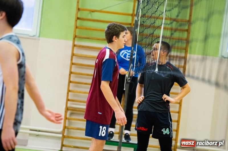 Zdjęcie w galerii na portalu naszraciborz.pl: Siatkarskie zmagania w CKZiU nr 1  wiadomości z regionu