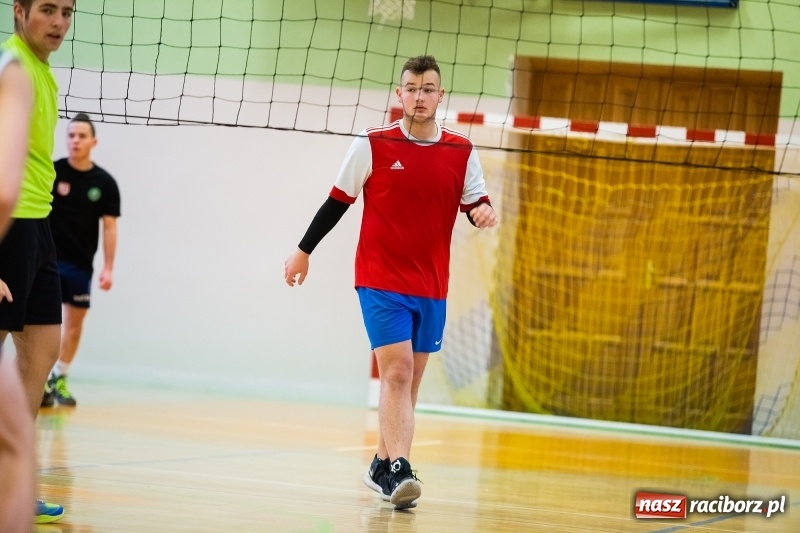 Zdjęcie w galerii na portalu naszraciborz.pl: Siatkarskie zmagania w CKZiU nr 1  wiadomości z regionu