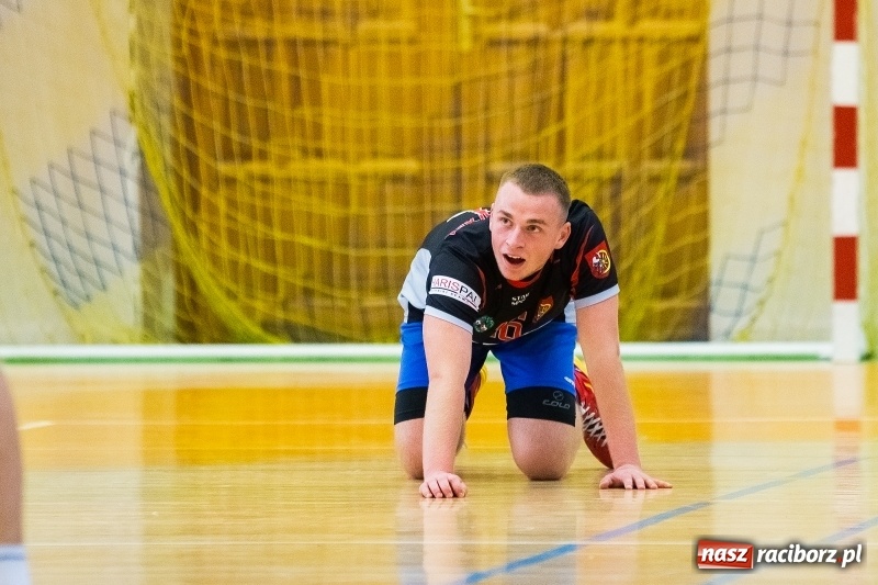 Zdjęcie w galerii na portalu naszraciborz.pl: Siatkarskie zmagania w CKZiU nr 1  wiadomości z regionu