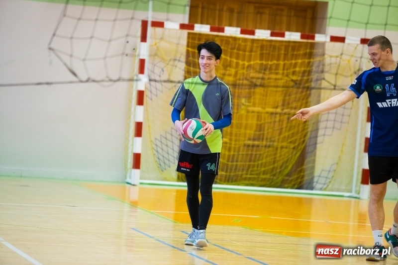Zdjęcie w galerii na portalu naszraciborz.pl: Siatkarskie zmagania w CKZiU nr 1  wiadomości z regionu