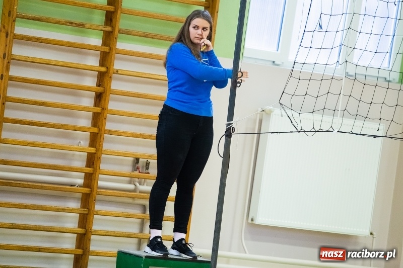 Zdjęcie w galerii na portalu naszraciborz.pl: Siatkarskie zmagania w CKZiU nr 1  wiadomości z regionu