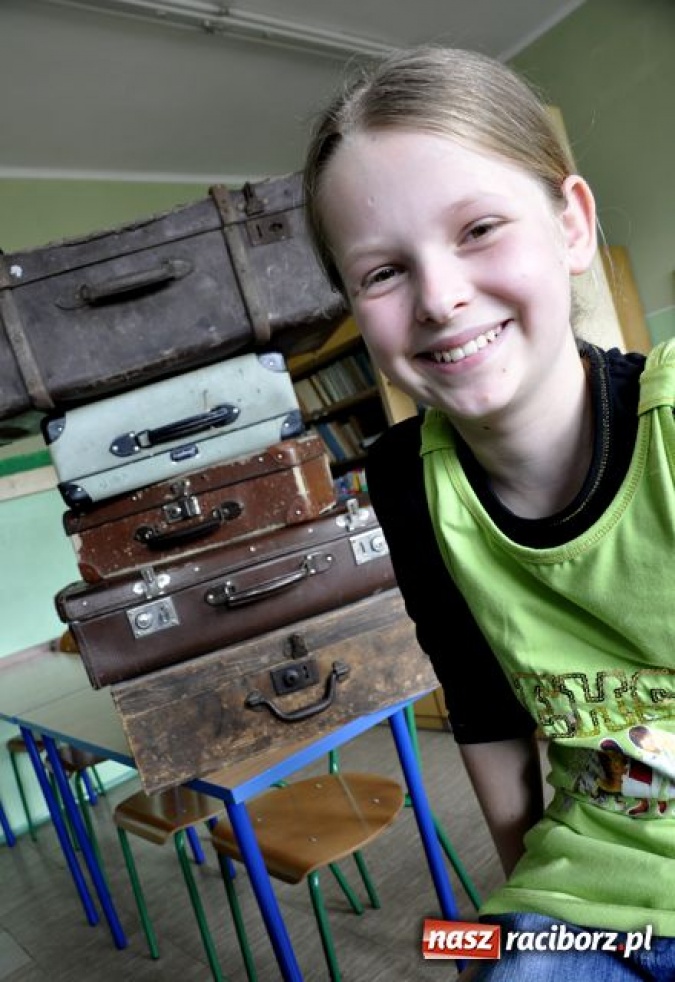 Zdjęcie w galerii na portalu naszraciborz.pl: Omy co furorę zrobiły wiadomości z regionu