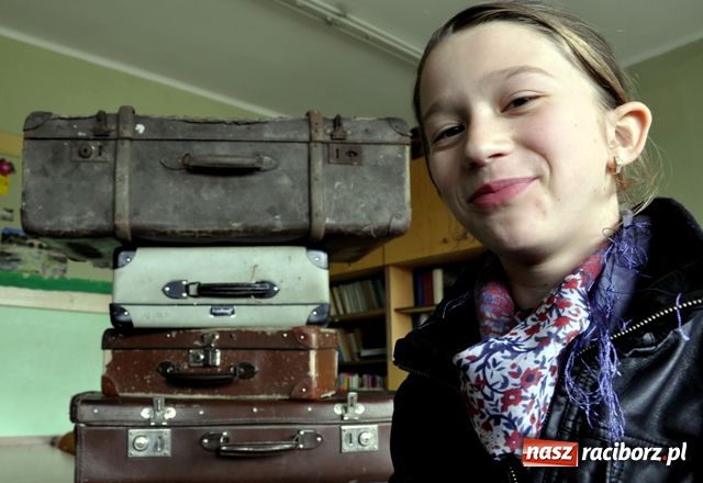 Zdjęcie w galerii na portalu naszraciborz.pl: Omy co furorę zrobiły wiadomości z regionu