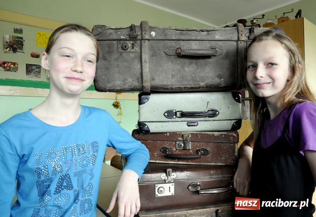 Zdjęcie w galerii na portalu naszraciborz.pl: Omy co furorę zrobiły wiadomości z regionu