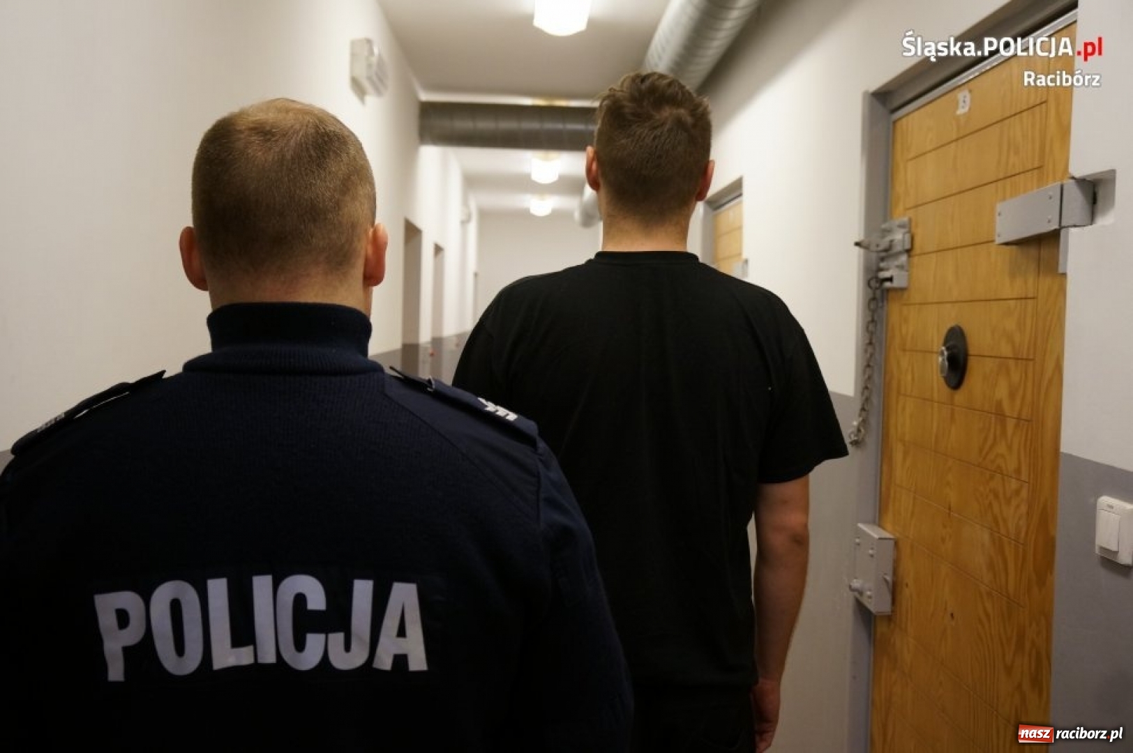 Zdjęcie w galerii na portalu naszraciborz.pl: Czterysta działek amfetaminy u 30-latka z Raciborza! FOTO wiadomości z regionu