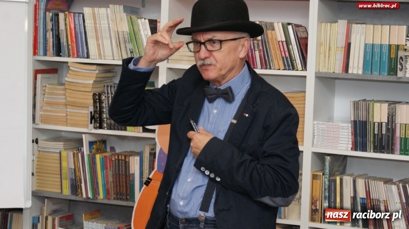 Zdjęcie w galerii na portalu naszraciborz.pl: Autor Pana Kuleczki i Wesołego Ryjka spotkał się z czytelnikami raciborskiej biblioteki wiadomości z regionu