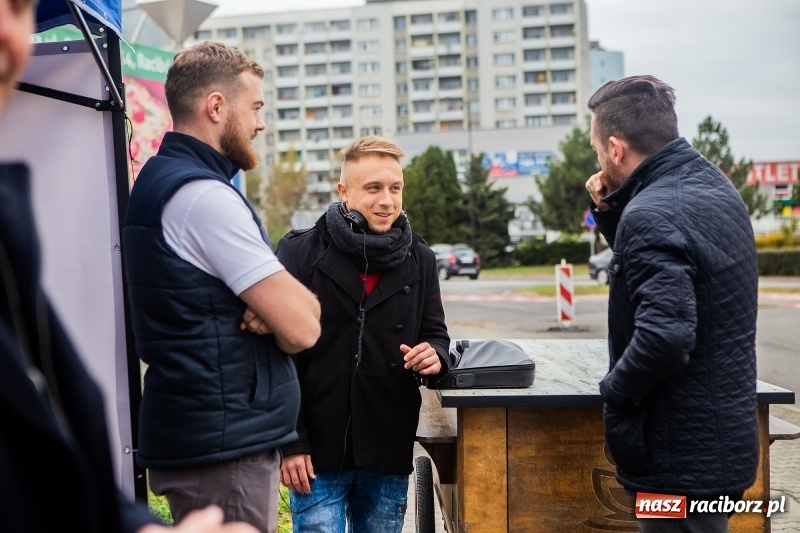 Zdjęcie w galerii na portalu naszraciborz.pl: Dariusz Polowy i Michał Fita wspólnie przekonują wyborców  wiadomości z regionu