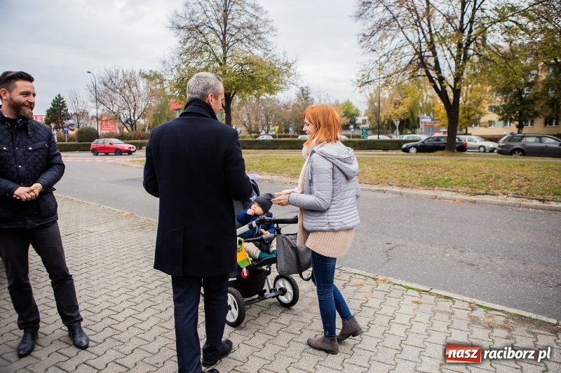 Zdjęcie w galerii na portalu naszraciborz.pl: Dariusz Polowy i Michał Fita wspólnie przekonują wyborców  wiadomości z regionu