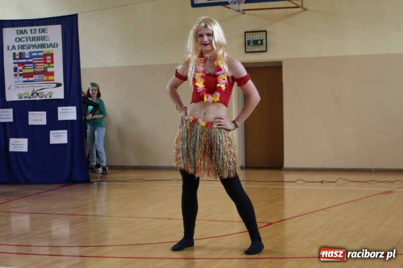 Zdjęcie w galerii na portalu naszraciborz.pl: Día de la hispanidad – dzień języka hiszpańskiego i kultury krajów hiszpańskojęzycznych w II LO wiadomości z regionu