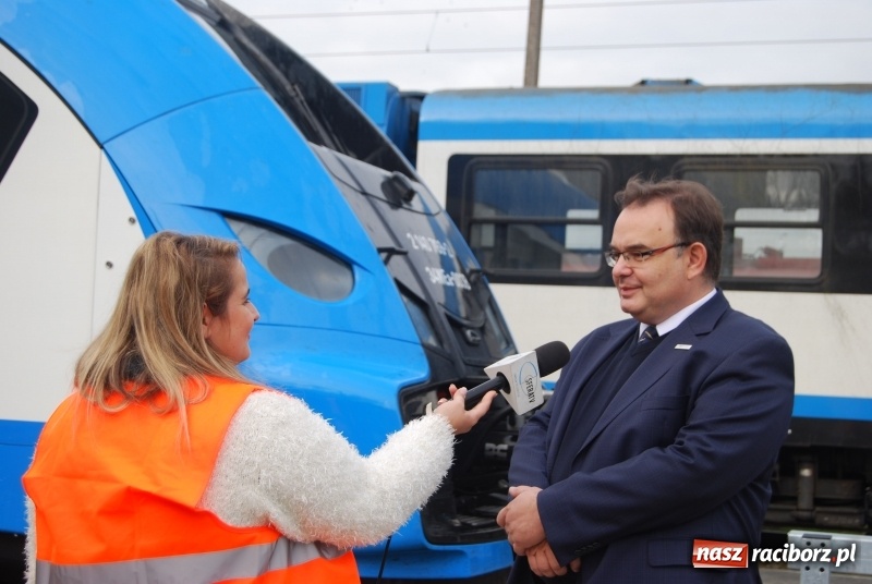 Zdjęcie w galerii na portalu naszraciborz.pl: Koleje Śląskie z nową myjką automatyczną  wiadomości z regionu