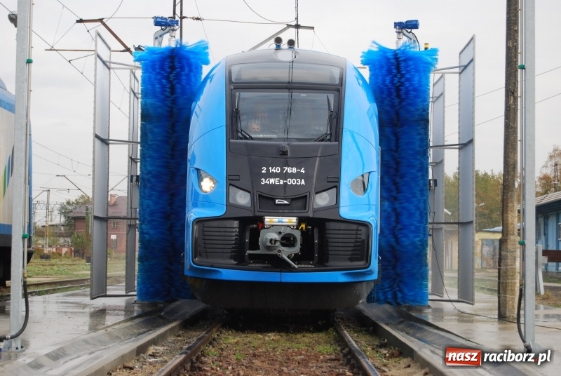 Zdjęcie w galerii na portalu naszraciborz.pl: Koleje Śląskie z nową myjką automatyczną  wiadomości z regionu