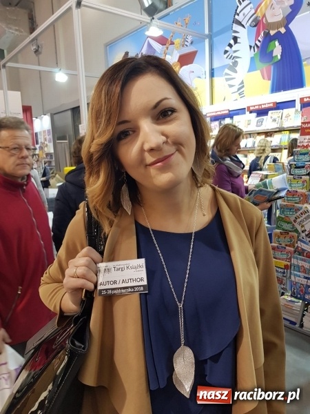 Zdjęcie w galerii na portalu naszraciborz.pl: Debiut Weroniki Żymełki na Międzynarodowych Targach Książki w Krakowie  wiadomości z regionu