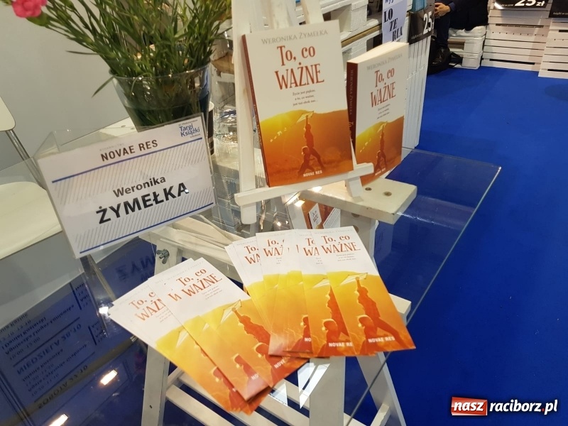Zdjęcie w galerii na portalu naszraciborz.pl: Debiut Weroniki Żymełki na Międzynarodowych Targach Książki w Krakowie  wiadomości z regionu