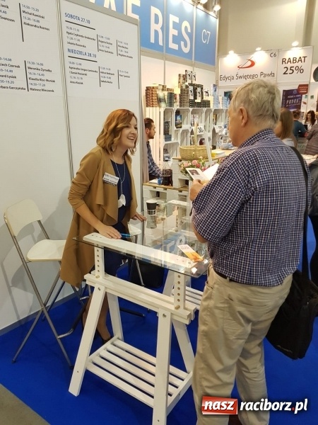 Zdjęcie w galerii na portalu naszraciborz.pl: Debiut Weroniki Żymełki na Międzynarodowych Targach Książki w Krakowie  wiadomości z regionu
