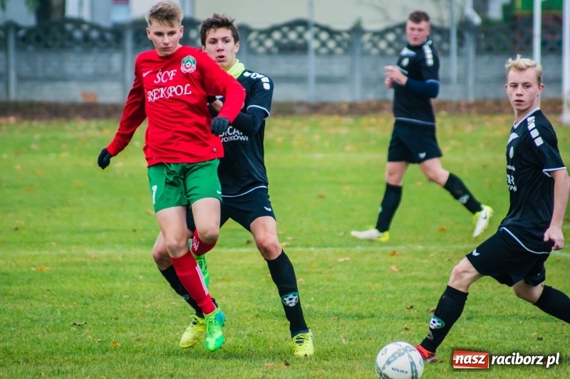 Zdjęcie w galerii na portalu naszraciborz.pl: Dwa szybkie trafienia ustawiły spotkanie. Juniorzy Tworkowa pokonali Turzę Śląską wiadomości z regionu