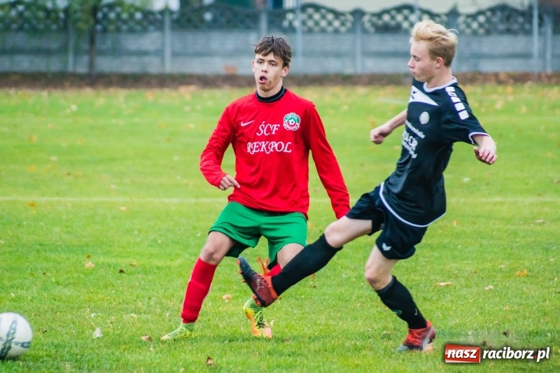 Zdjęcie w galerii na portalu naszraciborz.pl: Dwa szybkie trafienia ustawiły spotkanie. Juniorzy Tworkowa pokonali Turzę Śląską wiadomości z regionu