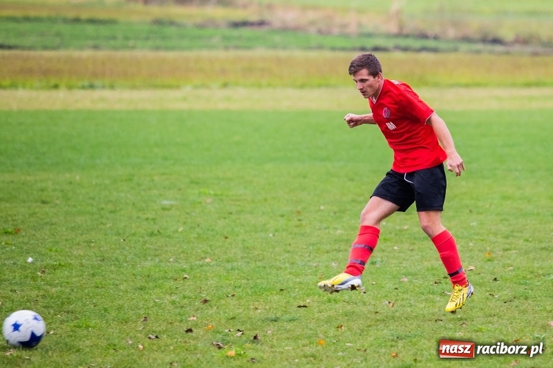 Zdjęcie w galerii na portalu naszraciborz.pl: LKS Bojanów nie sprostał liderowi z Czyżowic wiadomości z regionu