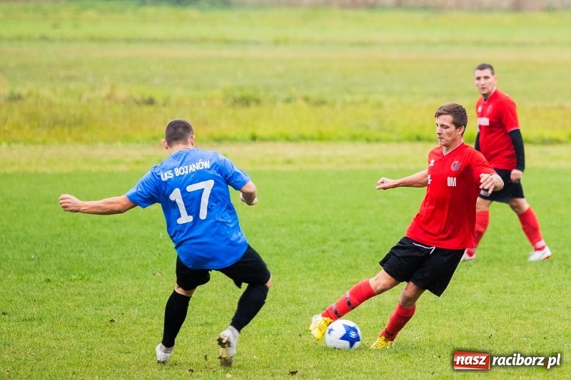 Zdjęcie w galerii na portalu naszraciborz.pl: LKS Bojanów nie sprostał liderowi z Czyżowic wiadomości z regionu