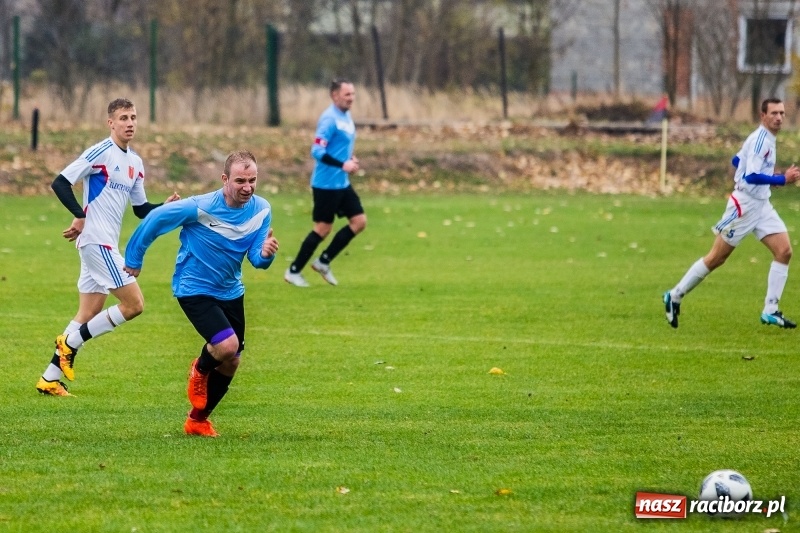 Zdjęcie w galerii na portalu naszraciborz.pl: Niespodzianka w Krzanowicach. LKS Pawłów lepszy od zespołu z podium A klasy wiadomości z regionu
