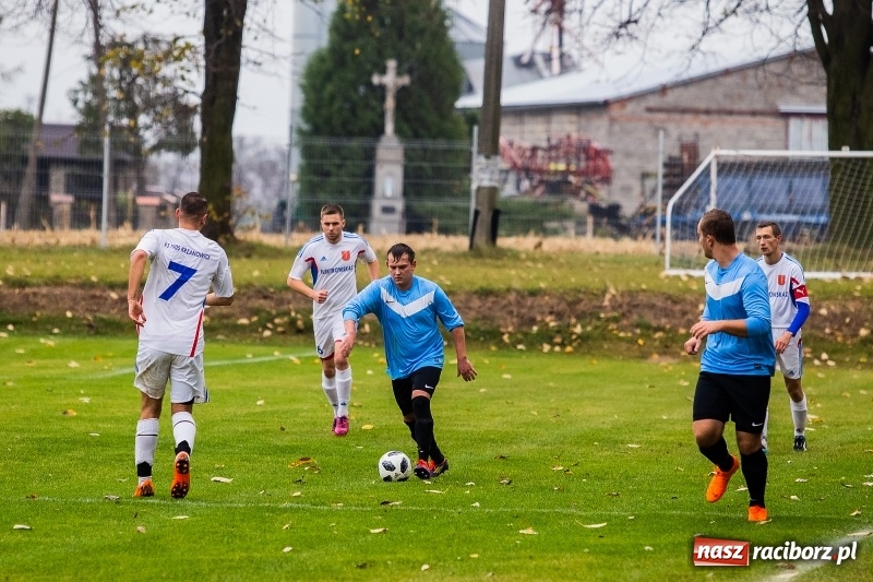 Zdjęcie w galerii na portalu naszraciborz.pl: Niespodzianka w Krzanowicach. LKS Pawłów lepszy od zespołu z podium A klasy wiadomości z regionu