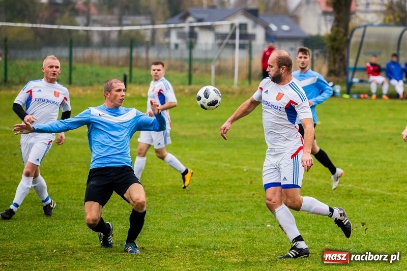 Zdjęcie w galerii na portalu naszraciborz.pl: Niespodzianka w Krzanowicach. LKS Pawłów lepszy od zespołu z podium A klasy wiadomości z regionu