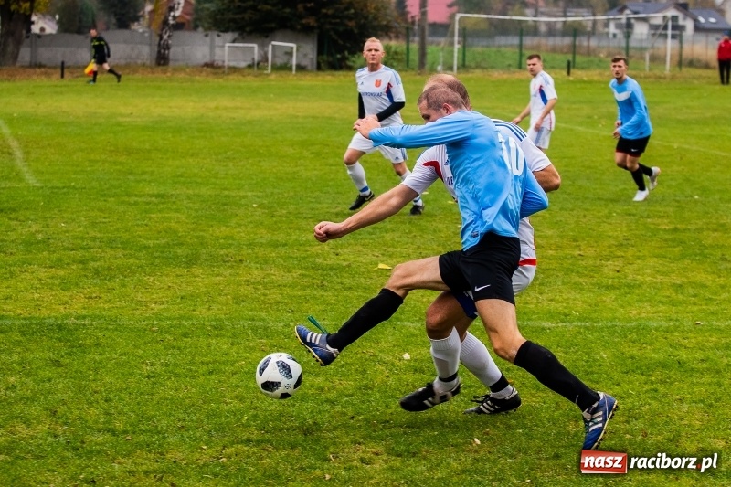 Zdjęcie w galerii na portalu naszraciborz.pl: Niespodzianka w Krzanowicach. LKS Pawłów lepszy od zespołu z podium A klasy wiadomości z regionu