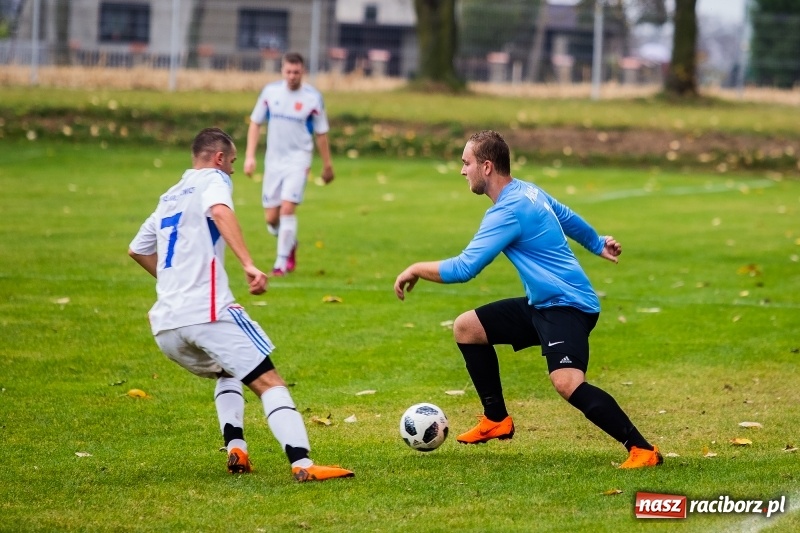 Zdjęcie w galerii na portalu naszraciborz.pl: Niespodzianka w Krzanowicach. LKS Pawłów lepszy od zespołu z podium A klasy wiadomości z regionu