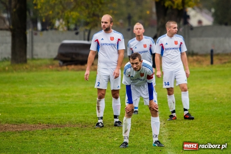 Zdjęcie w galerii na portalu naszraciborz.pl: Niespodzianka w Krzanowicach. LKS Pawłów lepszy od zespołu z podium A klasy wiadomości z regionu