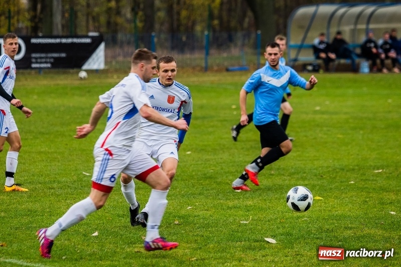Zdjęcie w galerii na portalu naszraciborz.pl: Niespodzianka w Krzanowicach. LKS Pawłów lepszy od zespołu z podium A klasy wiadomości z regionu