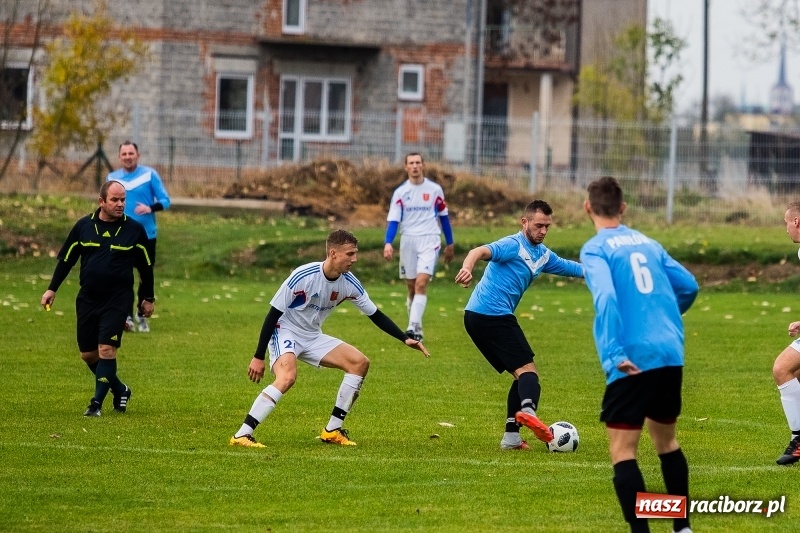 Zdjęcie w galerii na portalu naszraciborz.pl: Niespodzianka w Krzanowicach. LKS Pawłów lepszy od zespołu z podium A klasy wiadomości z regionu