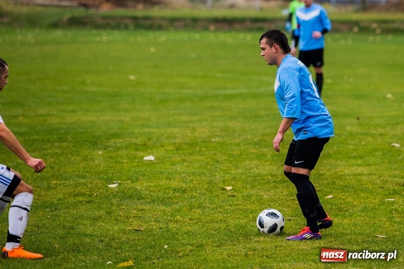 Zdjęcie w galerii na portalu naszraciborz.pl: Niespodzianka w Krzanowicach. LKS Pawłów lepszy od zespołu z podium A klasy wiadomości z regionu