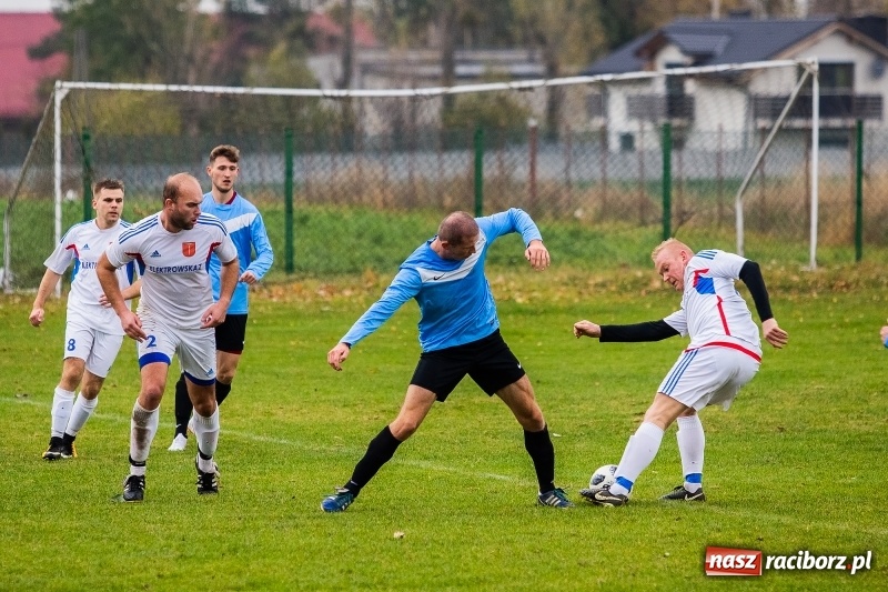Zdjęcie w galerii na portalu naszraciborz.pl: Niespodzianka w Krzanowicach. LKS Pawłów lepszy od zespołu z podium A klasy wiadomości z regionu