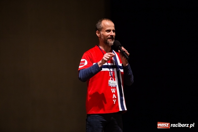 Zdjęcie w galerii na portalu naszraciborz.pl: XV Raciborski Festiwal Podróżniczy Wiatraki. Dużo opowieści i Banana Boat wiadomości z regionu