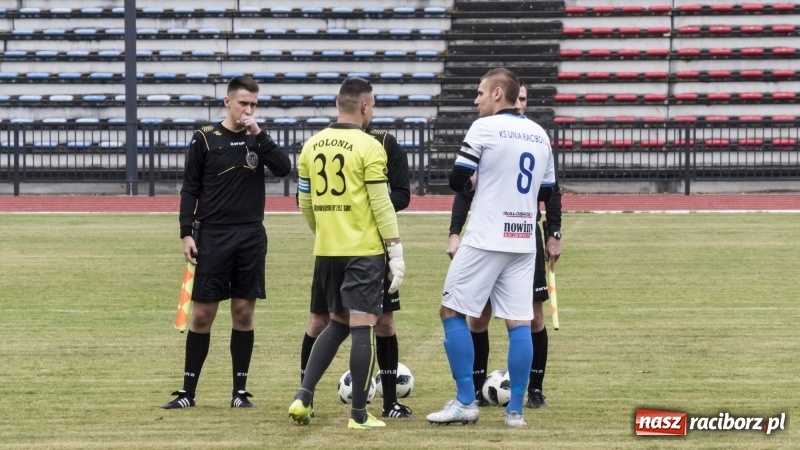 Zdjęcie w galerii na portalu naszraciborz.pl: Nokaut w końcówce spotkania! Unia Racibórz przegrywa 2:3 wiadomości z regionu