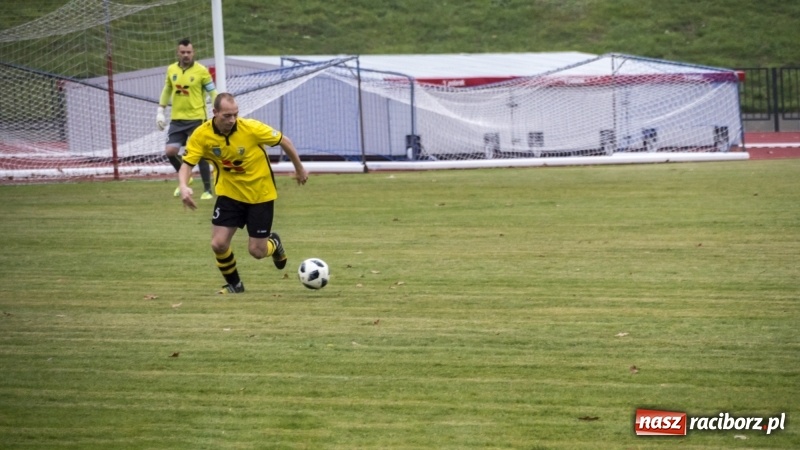 Zdjęcie w galerii na portalu naszraciborz.pl: Nokaut w końcówce spotkania! Unia Racibórz przegrywa 2:3 wiadomości z regionu