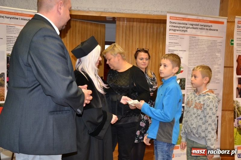 Zdjęcie w galerii na portalu naszraciborz.pl: Najmłodsi studenci gminy Krzyżanowice zainaugurowali rok akademicki  wiadomości z regionu