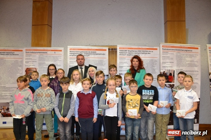 Zdjęcie w galerii na portalu naszraciborz.pl: Najmłodsi studenci gminy Krzyżanowice zainaugurowali rok akademicki  wiadomości z regionu