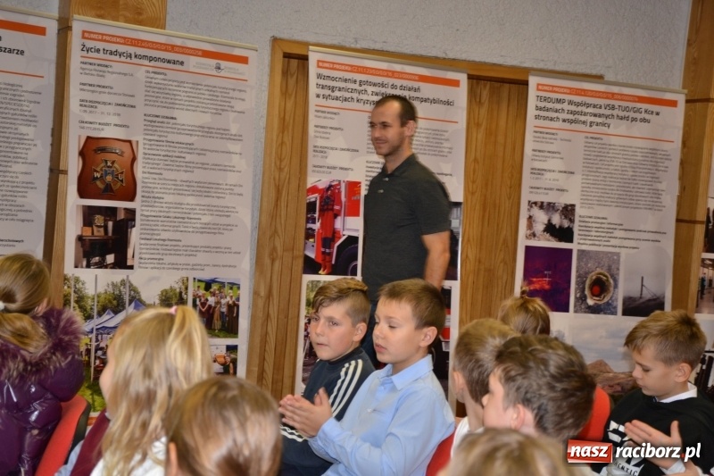 Zdjęcie w galerii na portalu naszraciborz.pl: Najmłodsi studenci gminy Krzyżanowice zainaugurowali rok akademicki  wiadomości z regionu