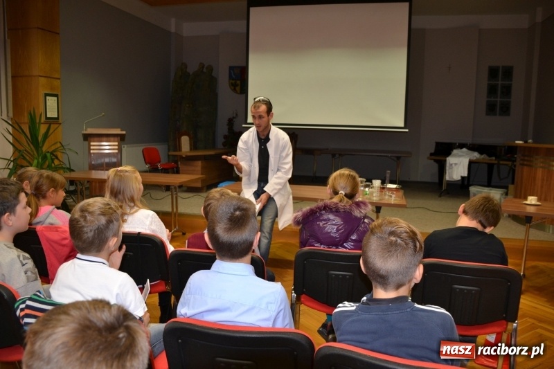 Zdjęcie w galerii na portalu naszraciborz.pl: Najmłodsi studenci gminy Krzyżanowice zainaugurowali rok akademicki  wiadomości z regionu