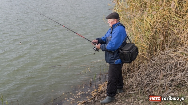 Zdjęcie w galerii na portalu naszraciborz.pl: Babiczok zakończył sezon zawodami metodą spinningową  wiadomości z regionu