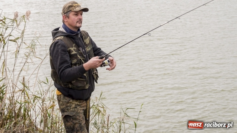 Zdjęcie w galerii na portalu naszraciborz.pl: Babiczok zakończył sezon zawodami metodą spinningową  wiadomości z regionu